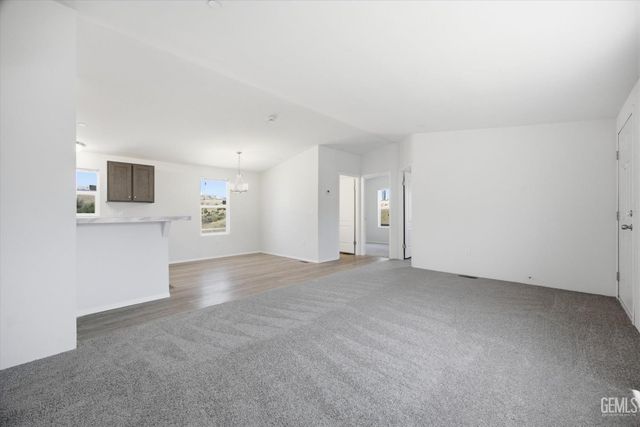 20405 Weston Avenue, Tehachapi, CA 93561