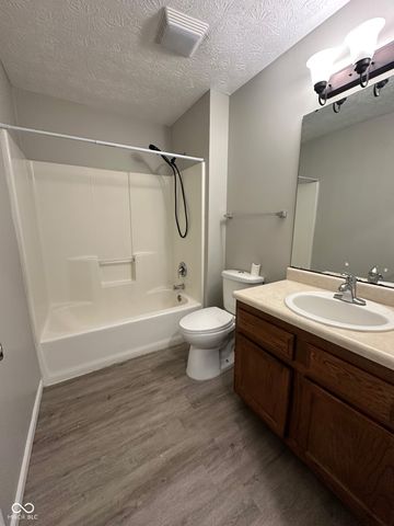 88 Keran Manor Court APT C, Greenwood, IN 46142