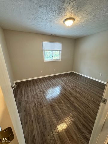 88 Keran Manor Court APT C, Greenwood, IN 46142