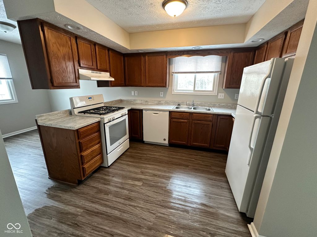 88 Keran Manor Court APT C, Greenwood, IN 46142