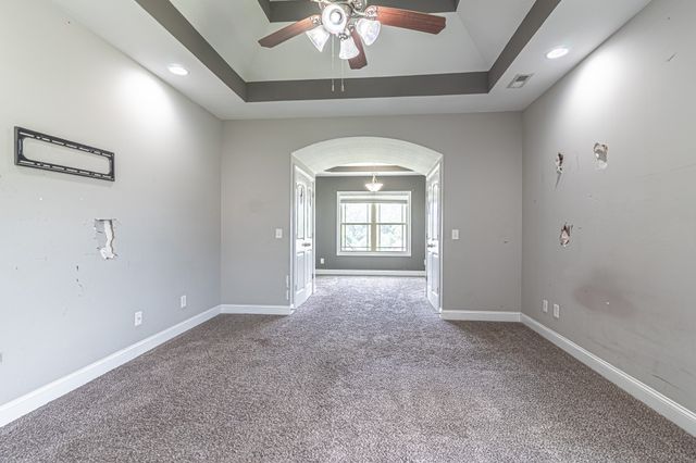 955 Smoots Dr, Clarksville, TN 37042