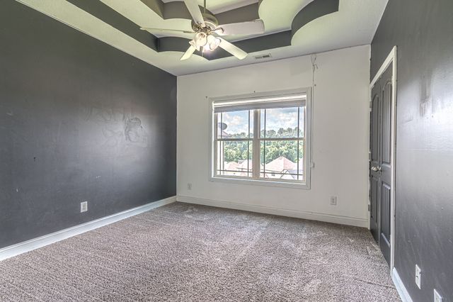 955 Smoots Dr, Clarksville, TN 37042