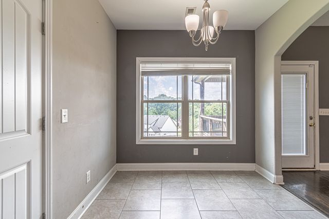 955 Smoots Dr, Clarksville, TN 37042