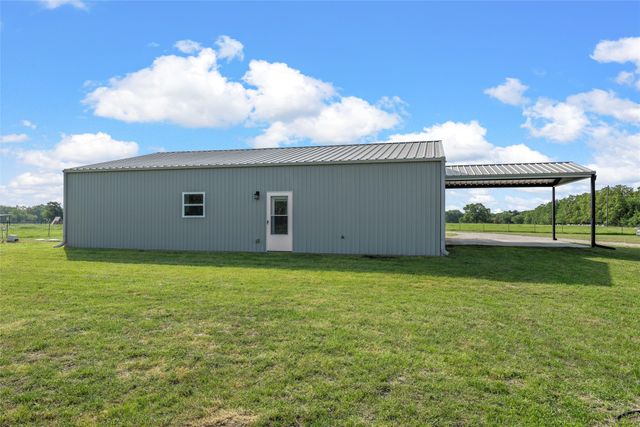 1125 Water Tower Road, Axtell, TX 76624
