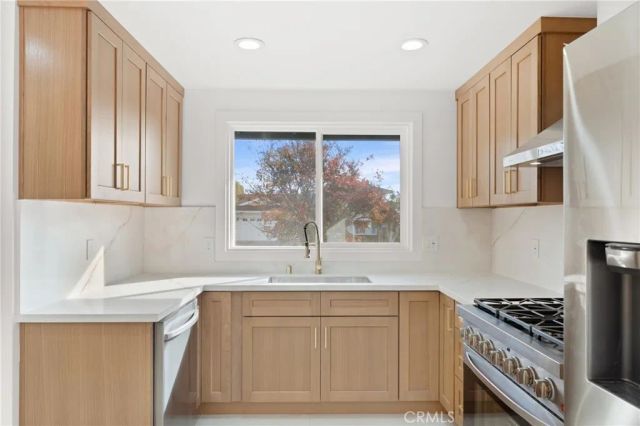 23215 Elm, Torrance, CA 90505