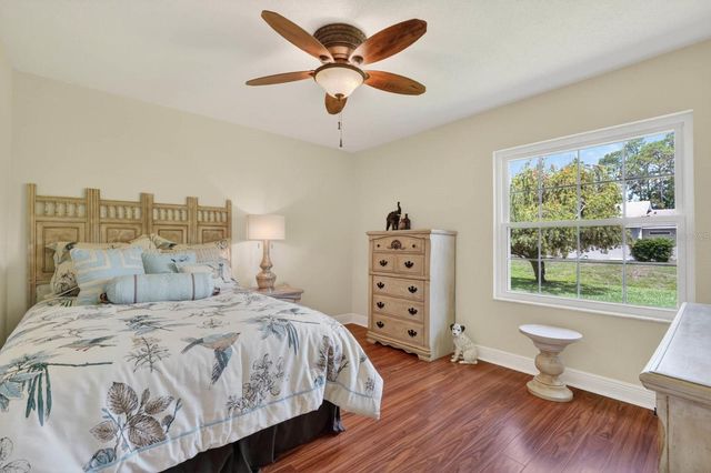 16 LINCOLN LANE, Palm Coast, FL 32137