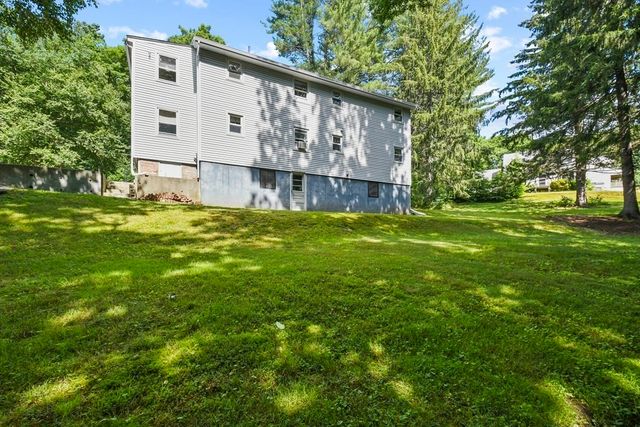 242-244 Highland St 2, Northbridge, MA 01534