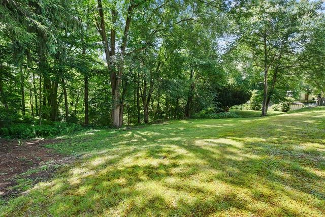 242-244 Highland St 2, Northbridge, MA 01534