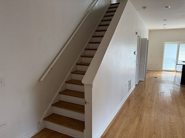 6567 S Harvard Avenue, Chicago, IL 60621