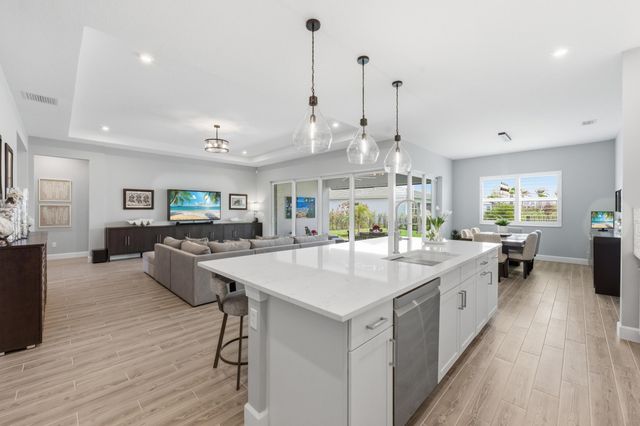 10639 Vineyard Drive, Port St. Lucie, Port St Lucie, FL 34987