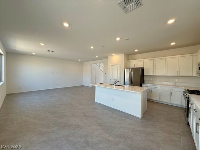 5966 Night Hawk Hill Street, Las Vegas, NV 89113
