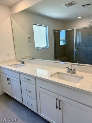 5966 Night Hawk Hill Street, Las Vegas, NV 89113