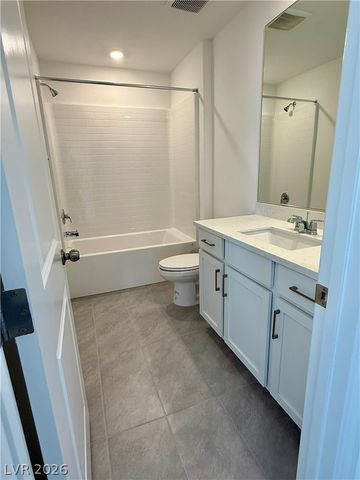 5966 Night Hawk Hill Street, Las Vegas, NV 89113