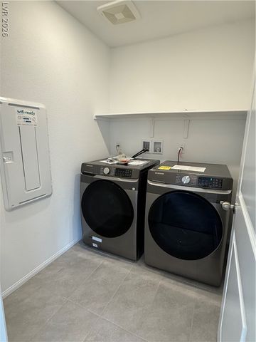 5966 Night Hawk Hill Street, Las Vegas, NV 89113