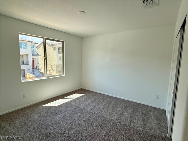 5966 Night Hawk Hill Street, Las Vegas, NV 89113