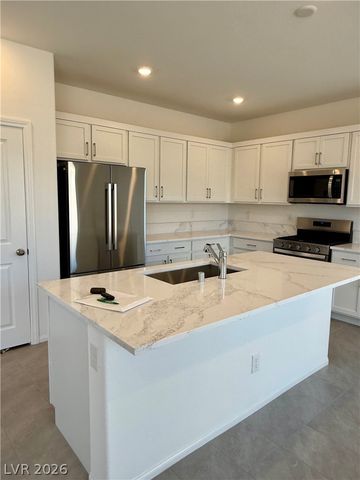 5966 Night Hawk Hill Street, Las Vegas, NV 89113
