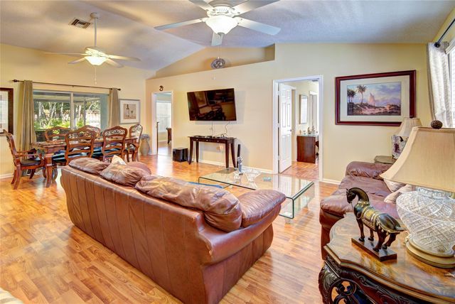 114 Sand Pine Way, Royal Palm Beach, FL 33411