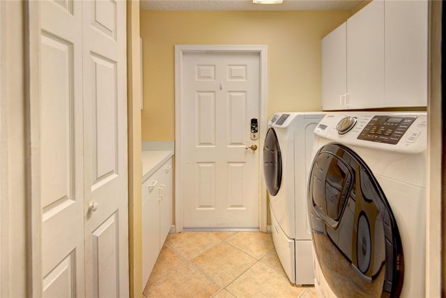 114 Sand Pine Way, Royal Palm Beach, FL 33411