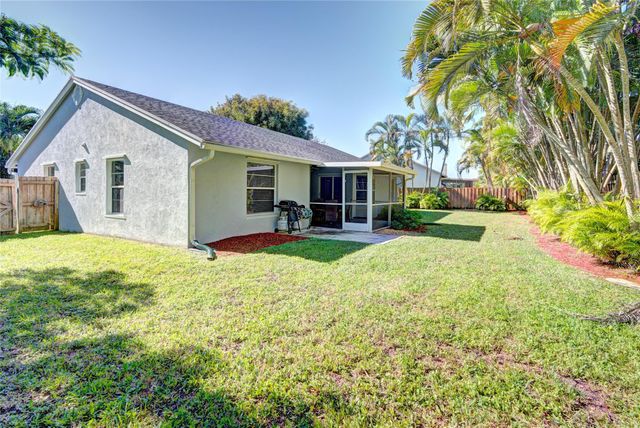 114 Sand Pine Way, Royal Palm Beach, FL 33411