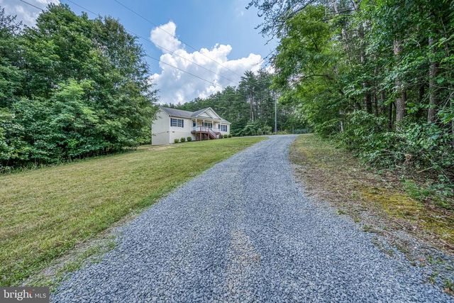 2305 LINDSAY RD, Gordonsville, VA 22942
