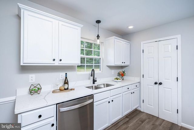 2305 LINDSAY RD, Gordonsville, VA 22942