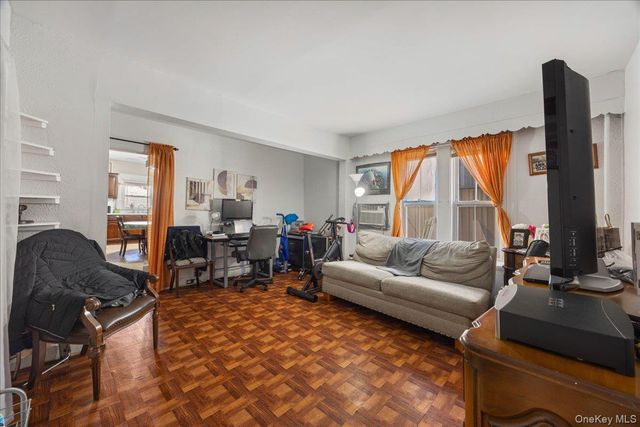 49 Lake Street, White Plains, NY 10604