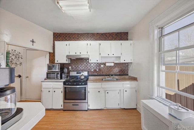 49 Lake Street, White Plains, NY 10604