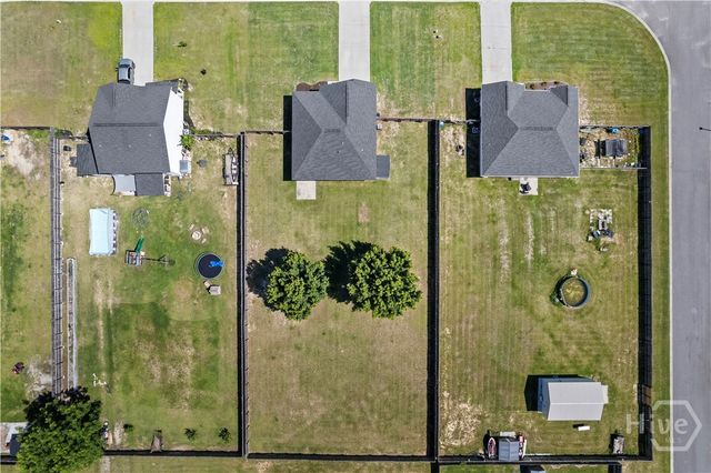 145 Sunflower Circle NE, Ludowici, GA 31316