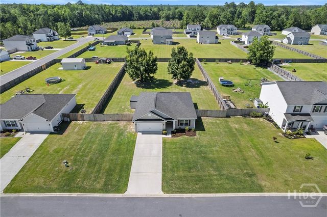 145 Sunflower Circle NE, Ludowici, GA 31316