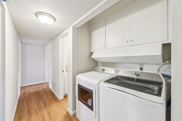 1213 Rosewood Way, Alameda, CA 94501