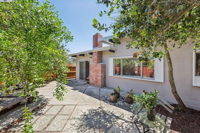 1213 Rosewood Way, Alameda, CA 94501