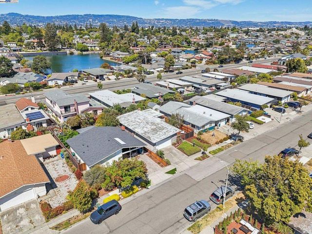1213 Rosewood Way, Alameda, CA 94501