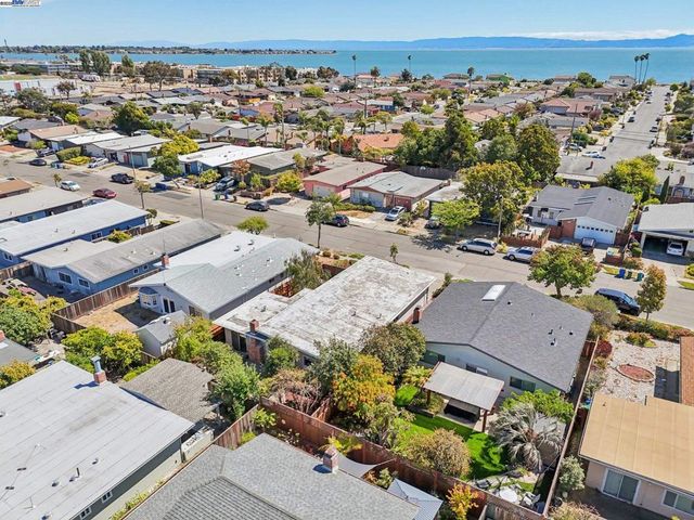 1213 Rosewood Way, Alameda, CA 94501