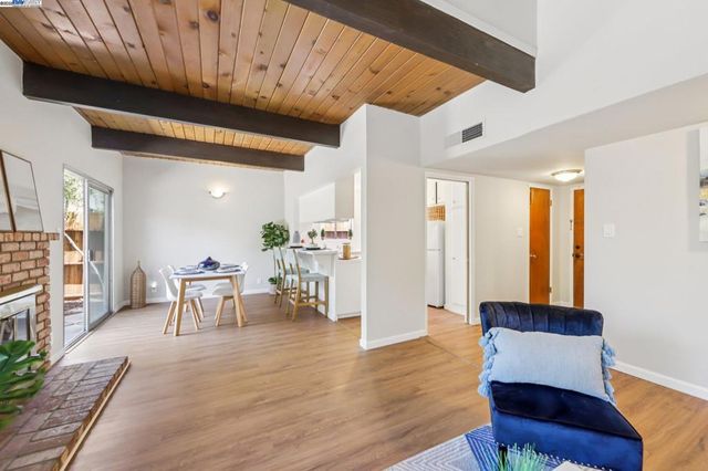 1213 Rosewood Way, Alameda, CA 94501