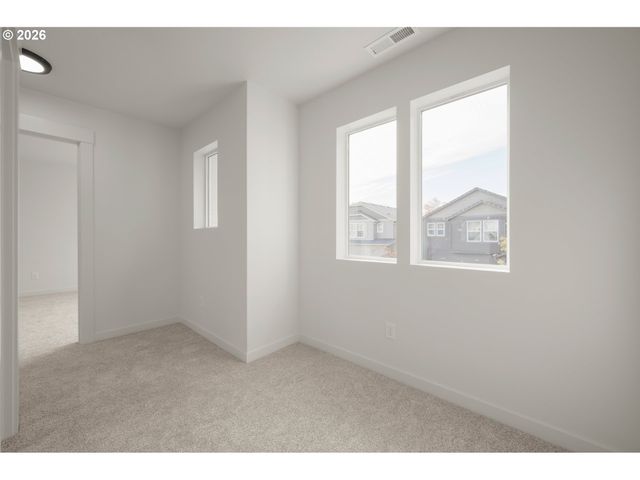3075 GUADALUPE Way, Eugene, OR 97408