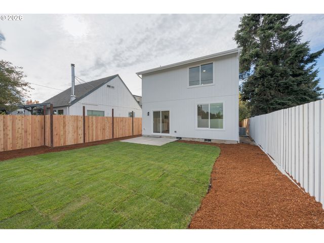 3075 GUADALUPE Way, Eugene, OR 97408