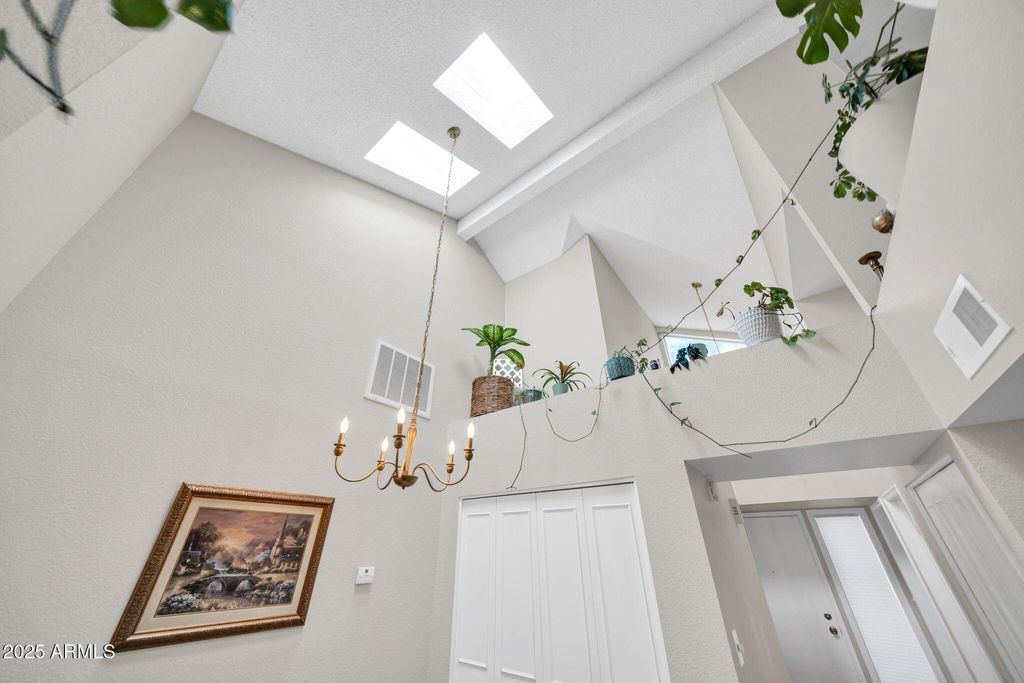 Image 21 of property listing at 14002 N 49TH Avenue 1097, Glendale, AZ 85306