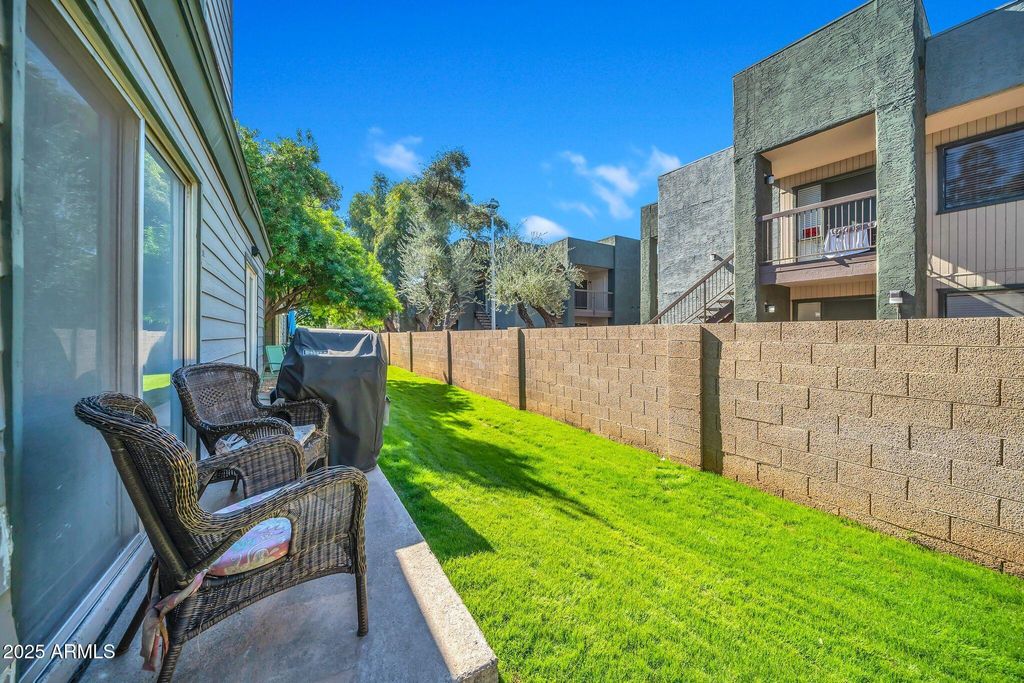 Image 31 of property listing at 14002 N 49TH Avenue 1097, Glendale, AZ 85306