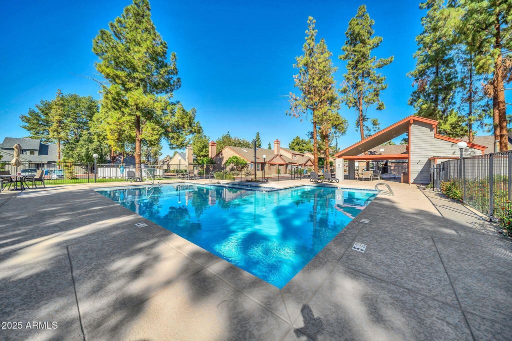 Image 34 of property listing at 14002 N 49TH Avenue 1097, Glendale, AZ 85306