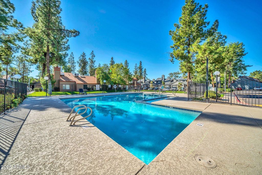 Image 35 of property listing at 14002 N 49TH Avenue 1097, Glendale, AZ 85306