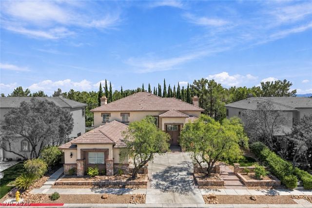 304 Queens Gate Court, Las Vegas, NV 89145