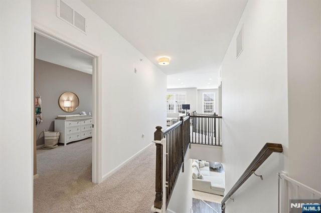 102 Sequoia Drive 1724, Cedar Grove, NJ 07009