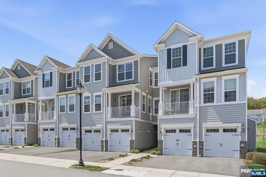 102 Sequoia Drive 1724, Cedar Grove, NJ 07009
