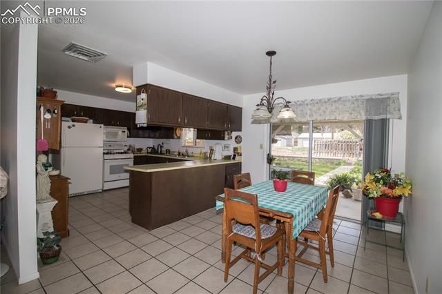 327 W Circle Drive, Canon City, CO 81212