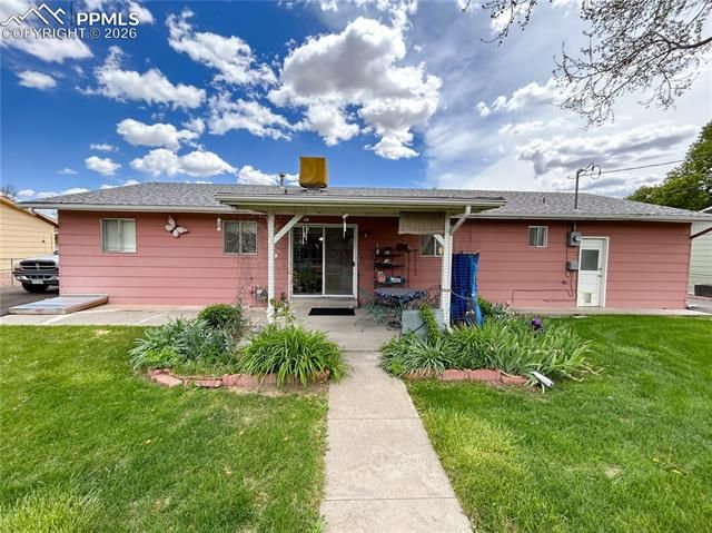 327 W Circle Drive, Canon City, CO 81212
