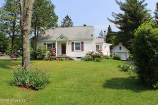 296 Church Road, Glenville, NY 12302
