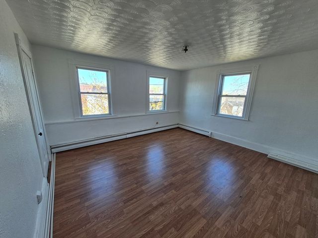 155R Washington St 3, Peabody, MA 01960