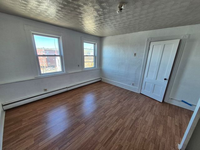 155R Washington St 3, Peabody, MA 01960