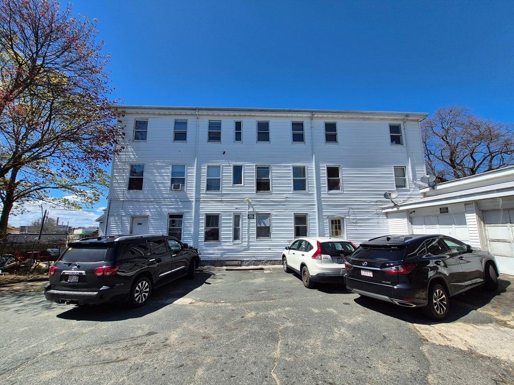 155R Washington St 3, Peabody, MA 01960