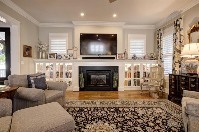 29 Boulevard, Carlton Landing, OK 74432